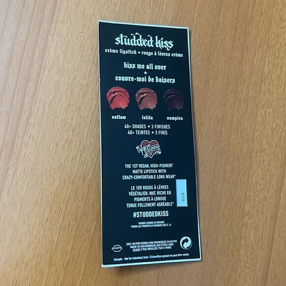 Kat Von D KVD Lock-It Setting Powder Translucent travelsize & Creme Lipstick - Picture 4 of 5